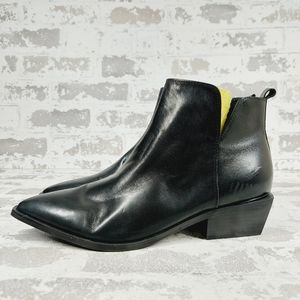 New Nine West Black Leather Pointed Toe Cut Out Booties C364